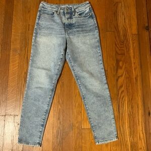 Extra Stretch, O.G. Straight, high rise, smooth pockets size 2 US and EU 28